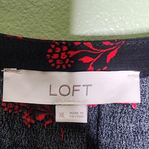 Loft Tiered Peasant Boho Dress Long Sleeve Split V-Neck Black Red Floral XL - Picture 5 of 8